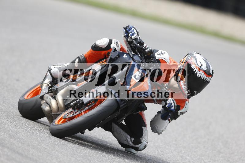 Archiv-2025/37 28.07.2025 Dunlop Ride und Test Day ADR/Einsteiger gruen/3